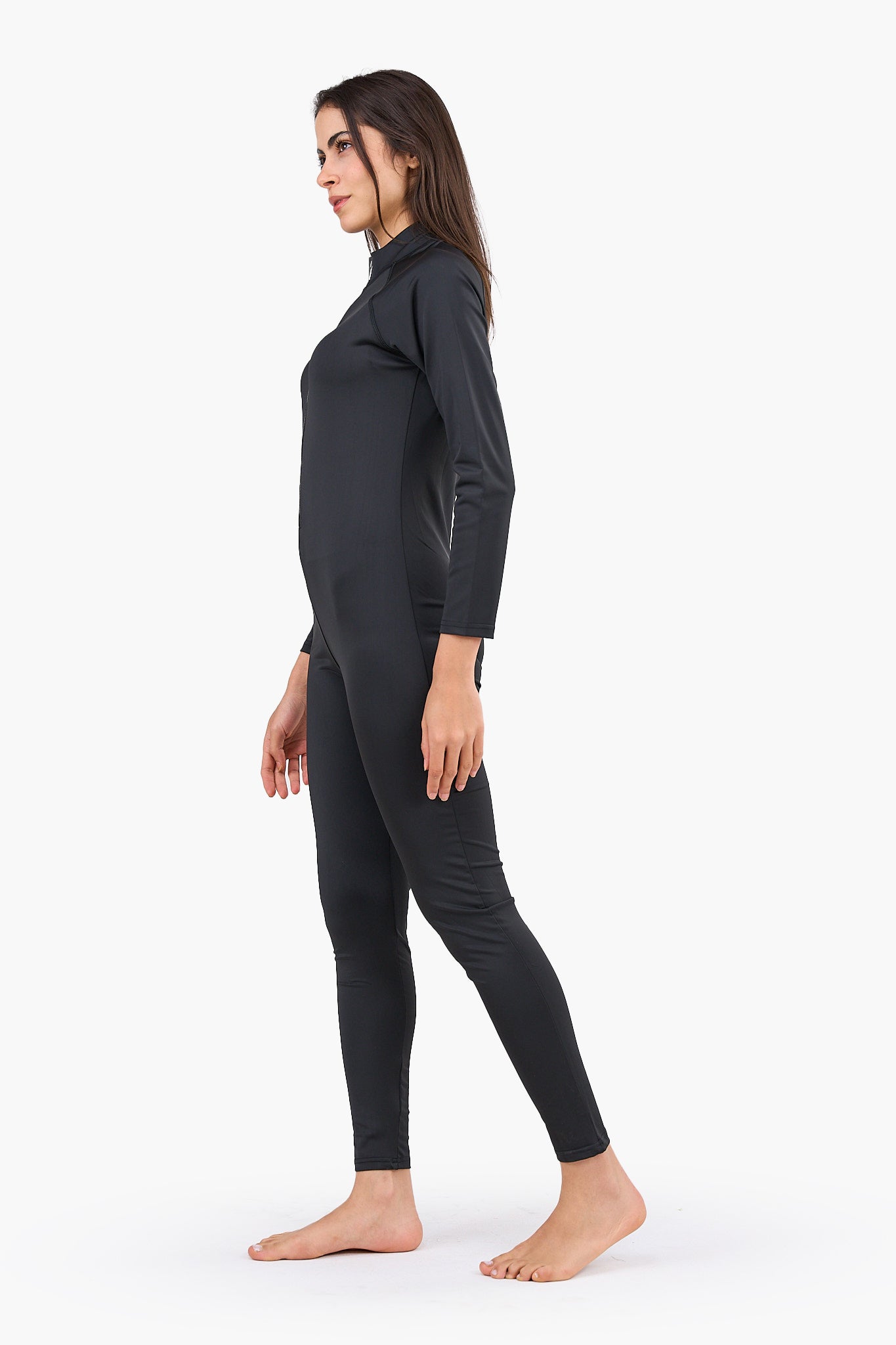 بدلة سباحة وغوص باللون الأسود