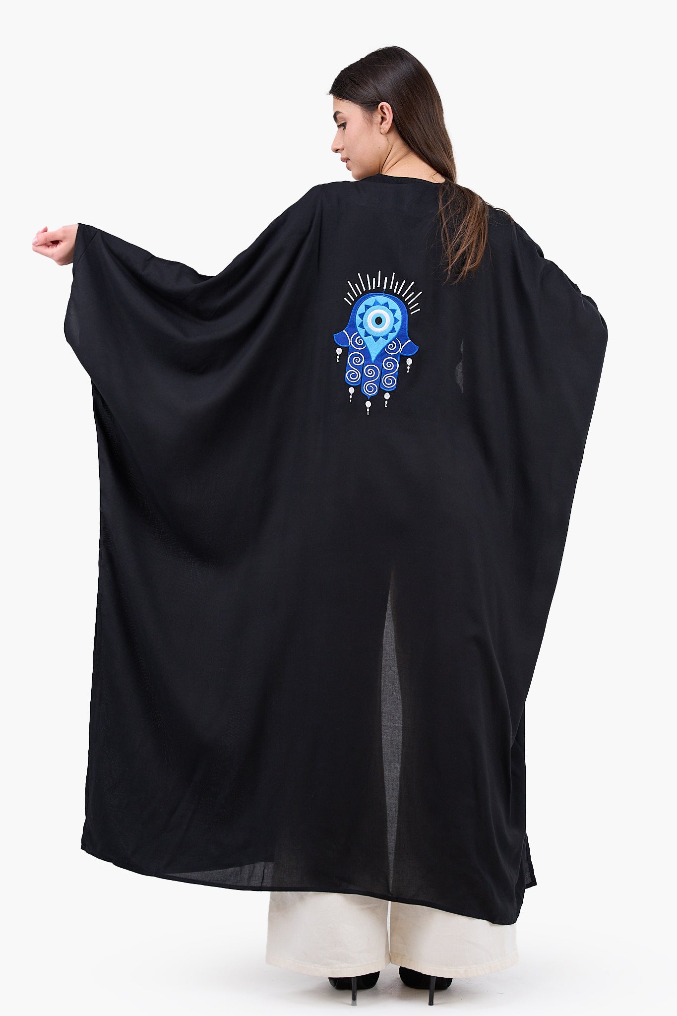 كيمونو ماكسي مطرز