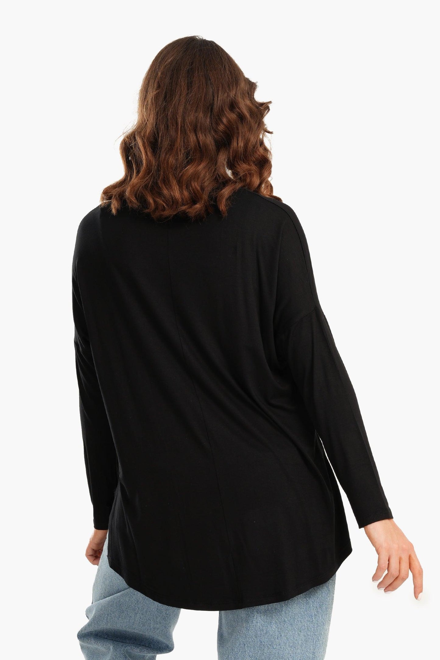 تيشيرت سادة بأكمام طويلة