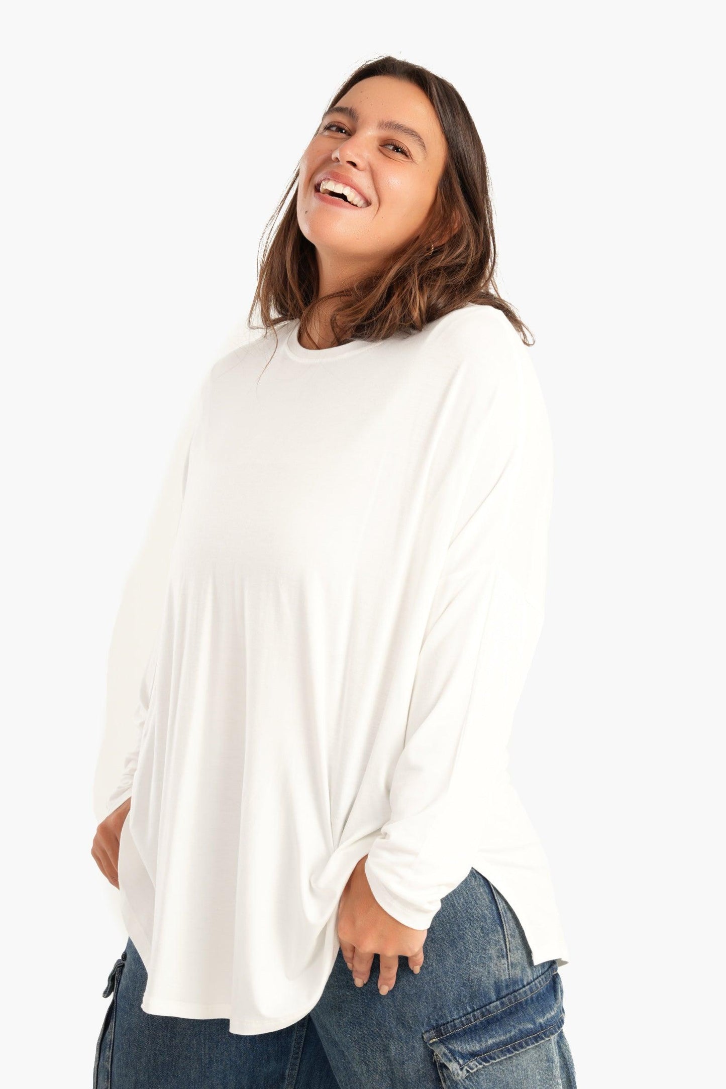 تيشيرت سادة بأكمام طويلة