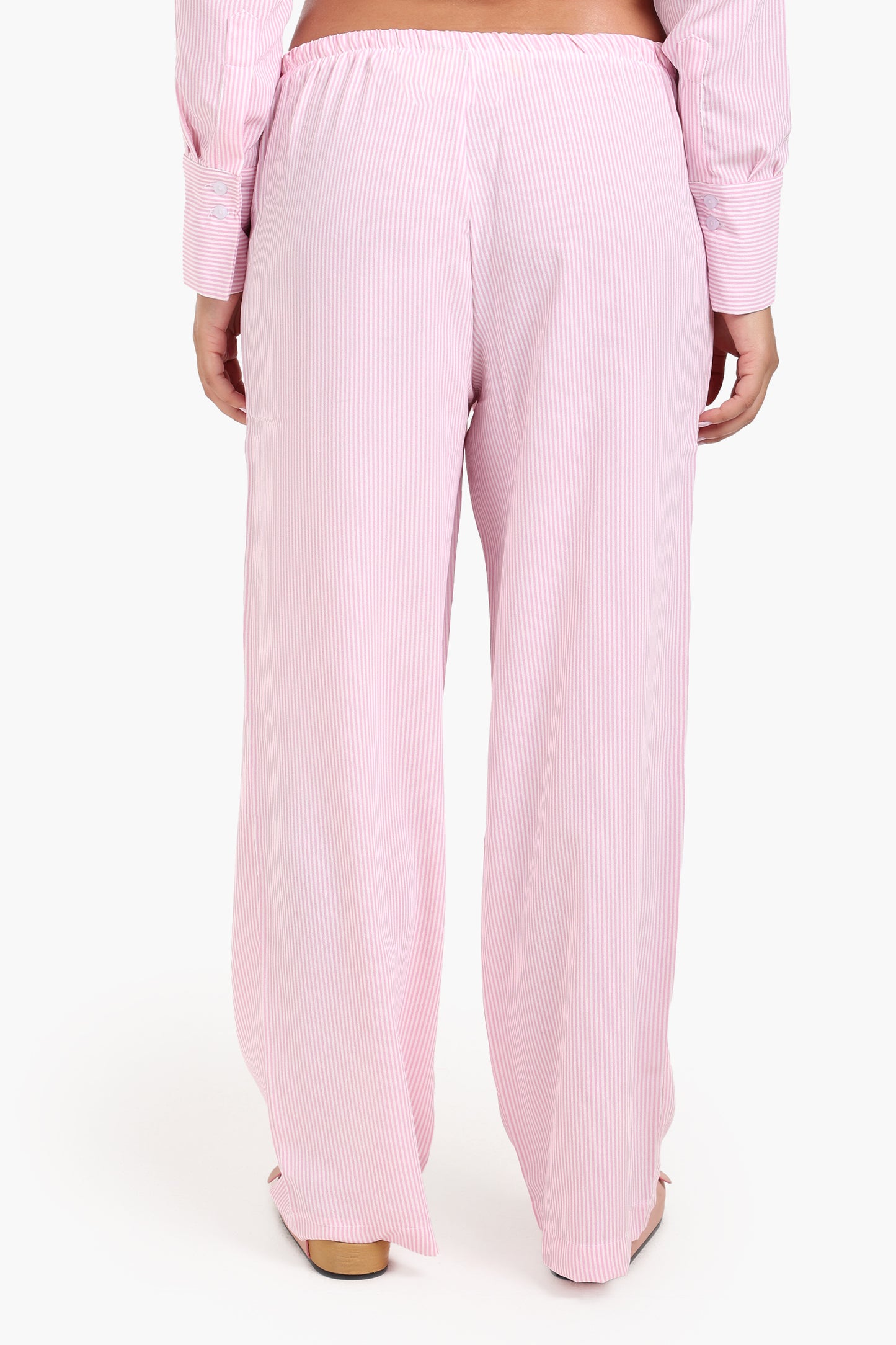 بنطلون مخطط بخصر مطاطي 