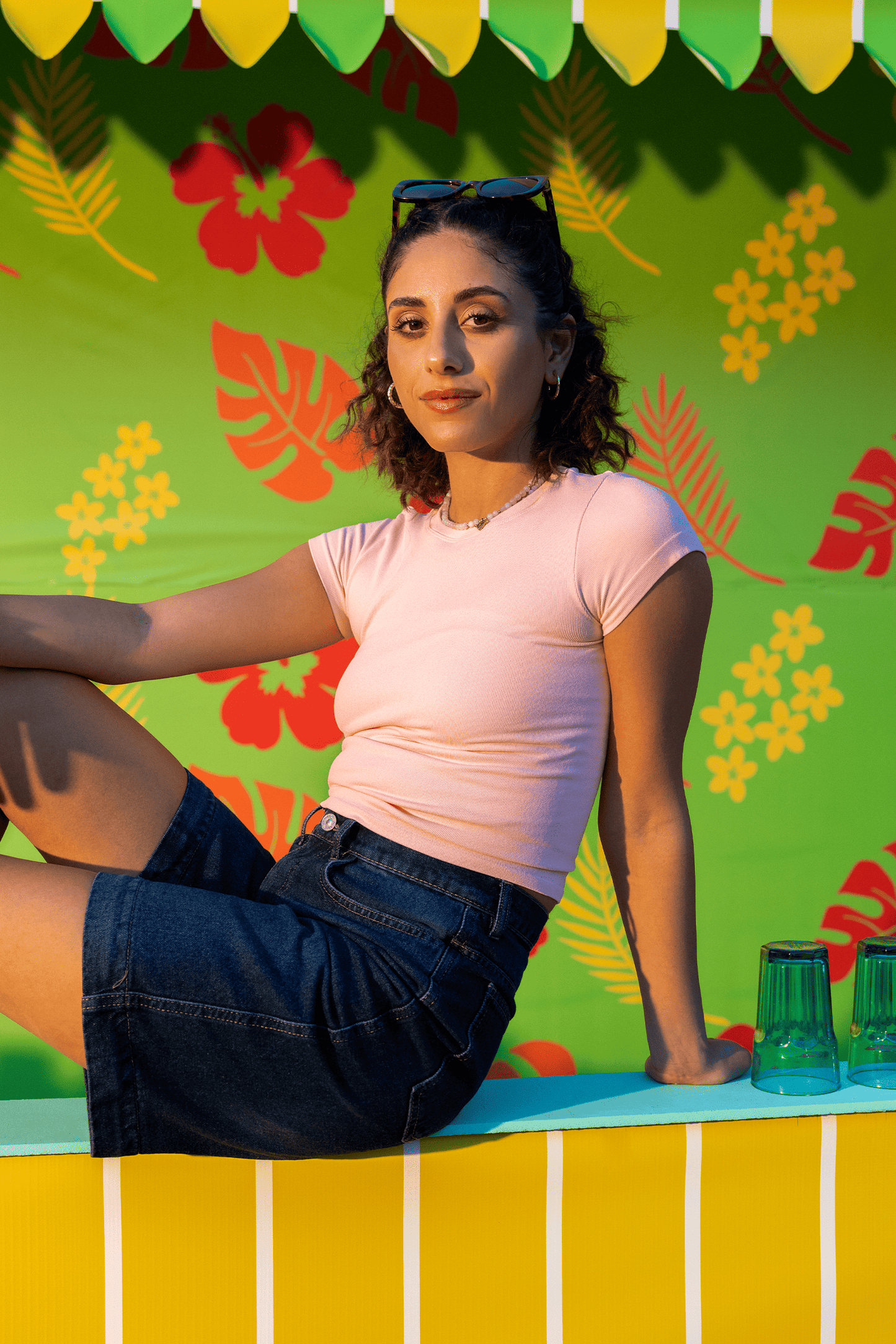 توب ضيق برقبة دائرية