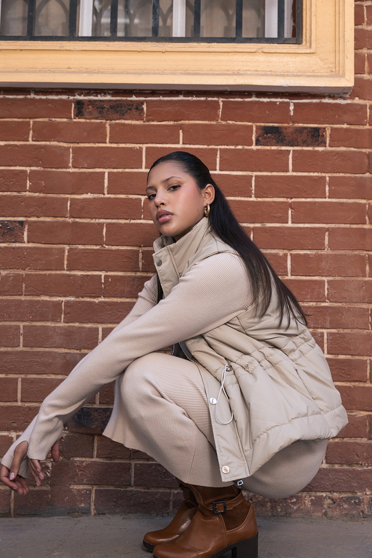 فيست منفوخ برقبة عالية