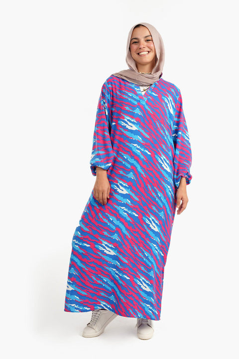 Long Dress in Long Puffy Sleeves