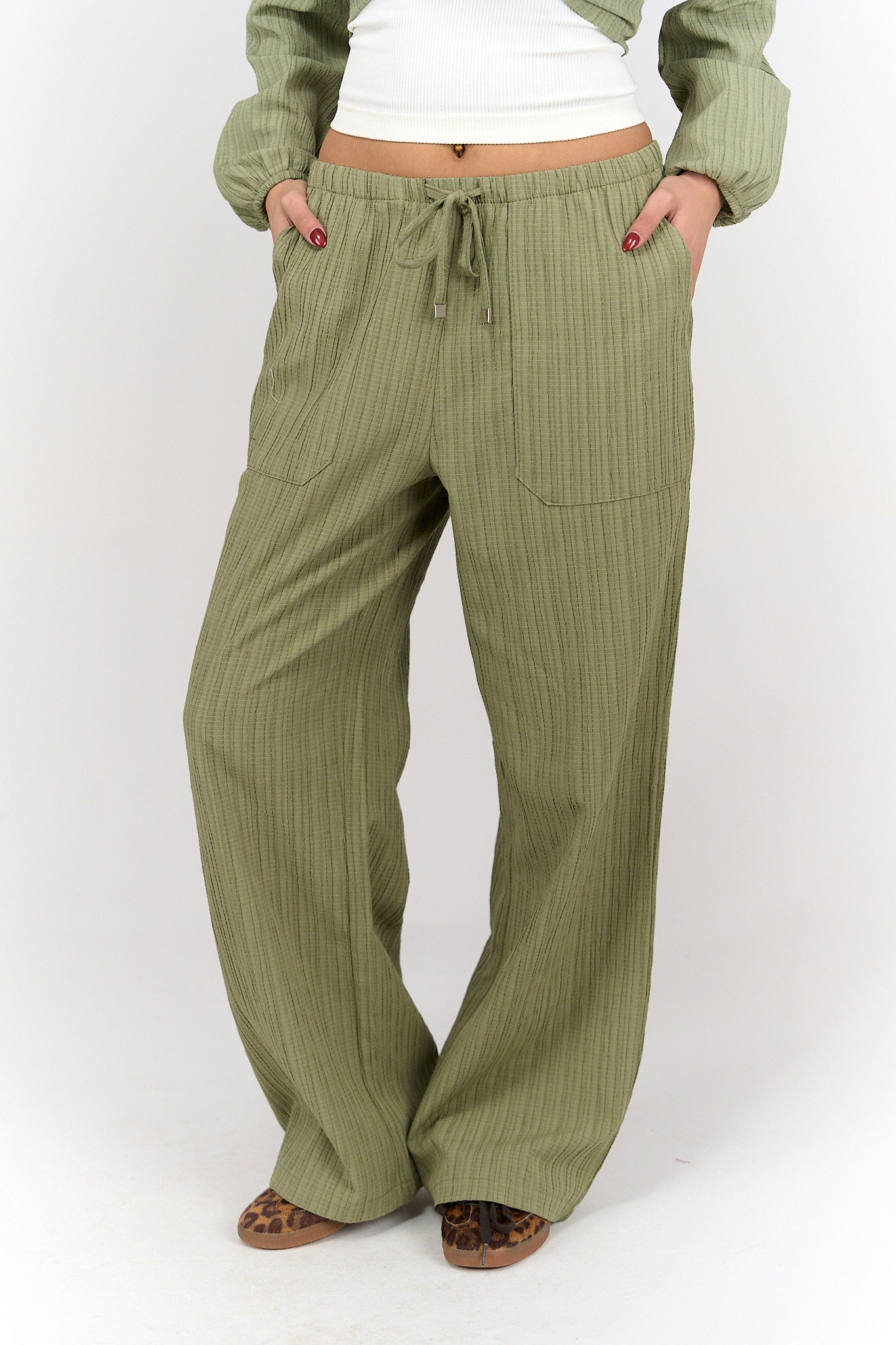 بنطلون تينسل منقوش بنفس اللون